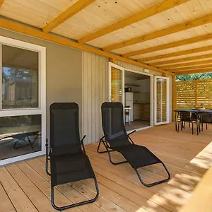 Campingplatz Adriamar Mobile Homes In Park, Umag